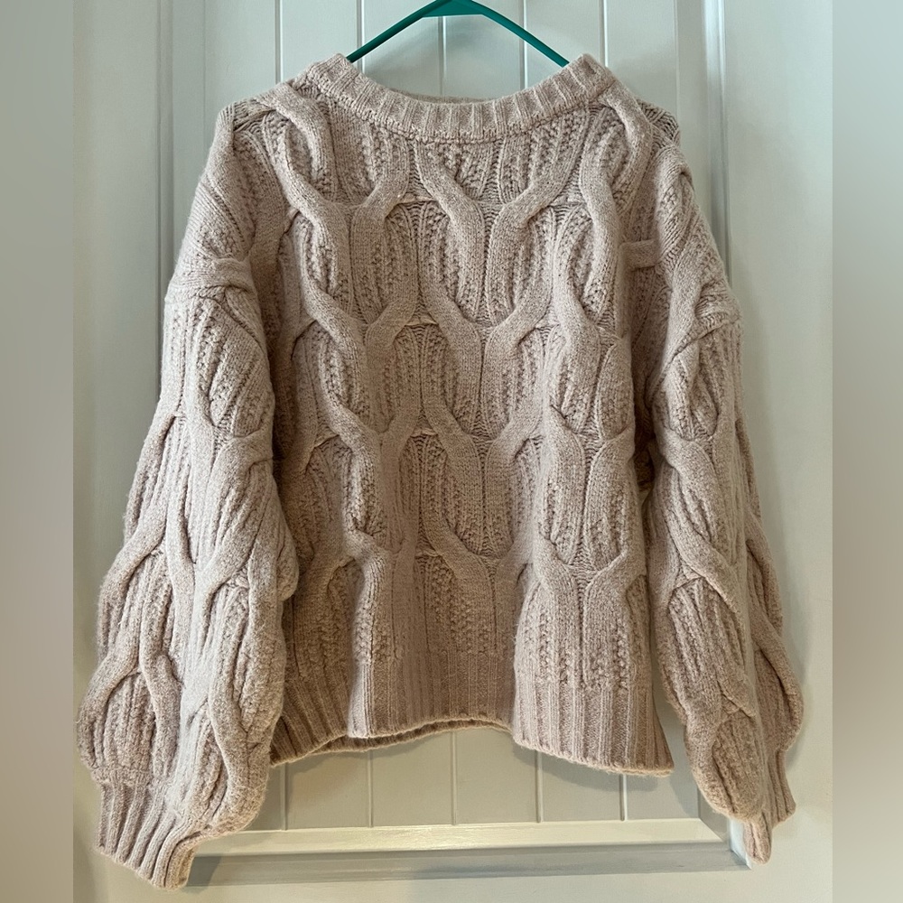 Thick, Cozy Sweater - M/L